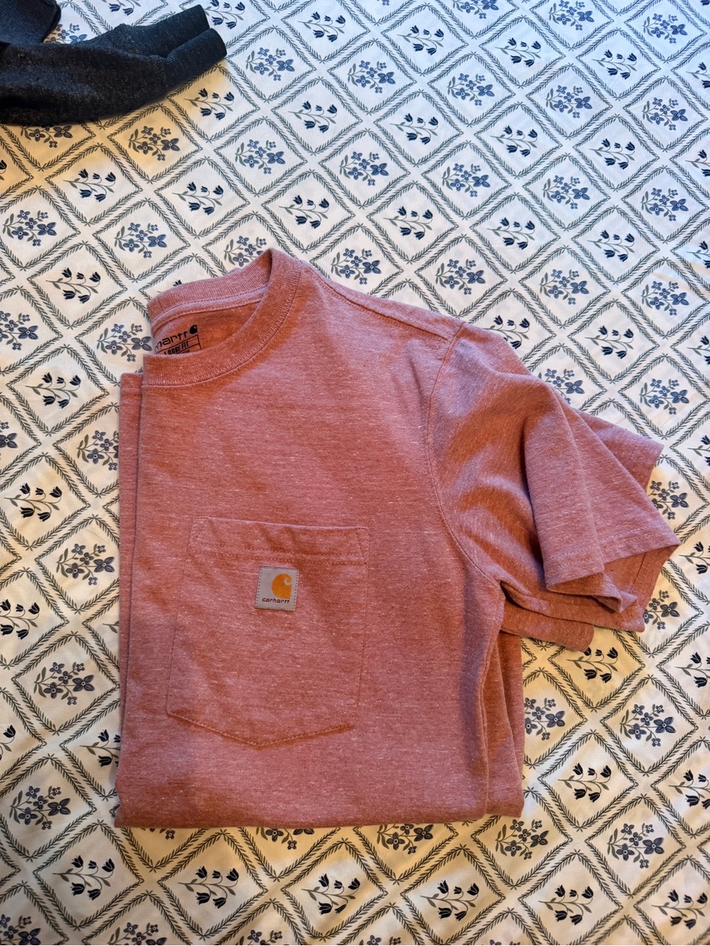 Carhartt womens' Heather Rose Pocket T‑Shirt